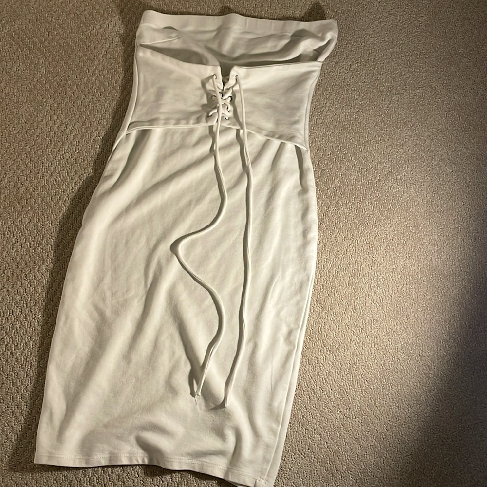 Revamped women strapless dress size M